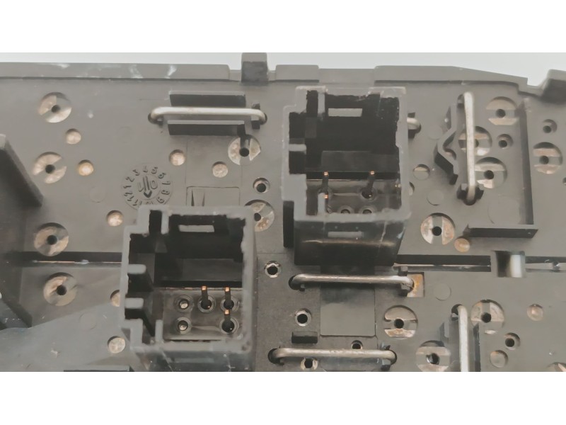 Recambio de mando elevalunas delantero izquierdo para peugeot 406 (8b) 2.0 hdi 90 referencia OEM IAM 6552YX  