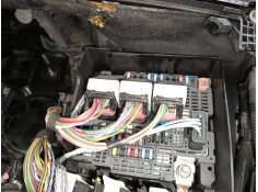 Recambio de caja reles / fusibles para citroën c4 ii (nc_) 1.6 hdi 110 referencia OEM IAM 9677987180  