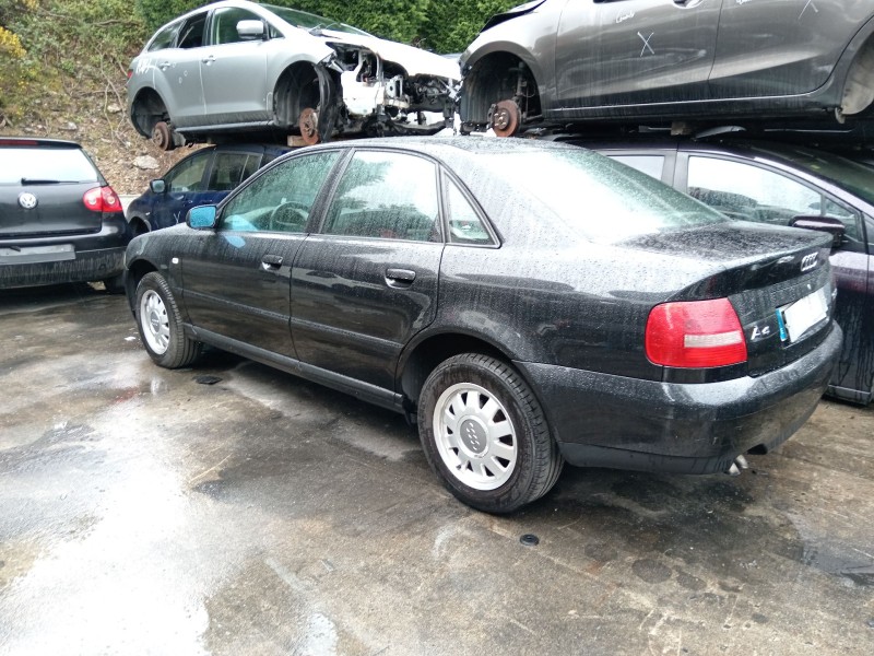 audi a4 b5 (8d2) del año 2000
