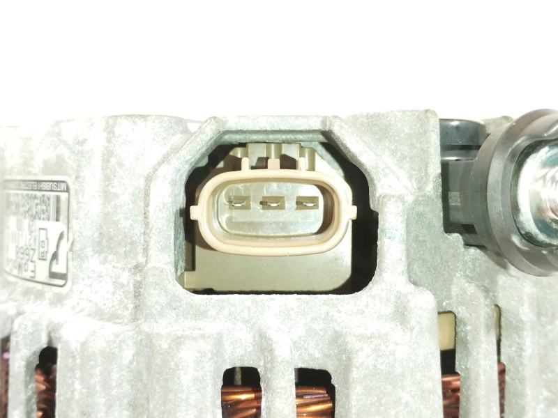 Recambio de alternador para mazda 3 lim. (bl) 1.6 16v cat referencia OEM IAM Z66818W50 A2TJ0881A 