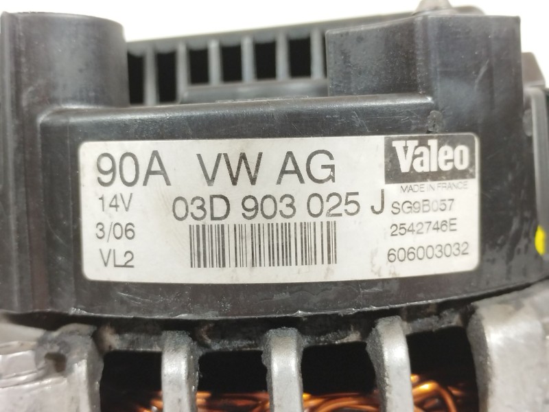 Recambio de alternador para volkswagen polo iv (9n_, 9a_) 1.2 12v referencia OEM IAM 03D903025J SG9B057 