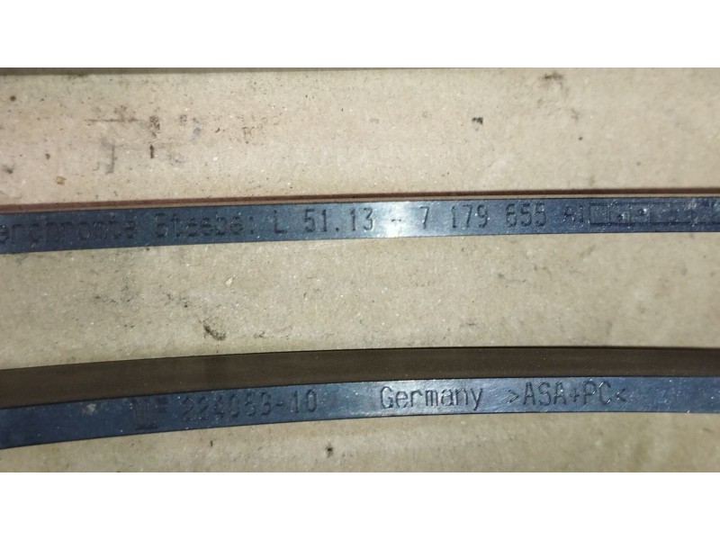 Recambio de rejilla delantera para bmw 1 (e81) 116 i referencia OEM IAM 51137166439 51137179655 22405910