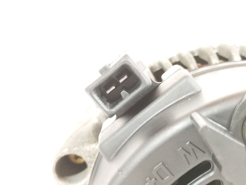 Recambio de alternador para volkswagen golf iii (1h1) 1.9 tdi referencia OEM IAM 028903025H  