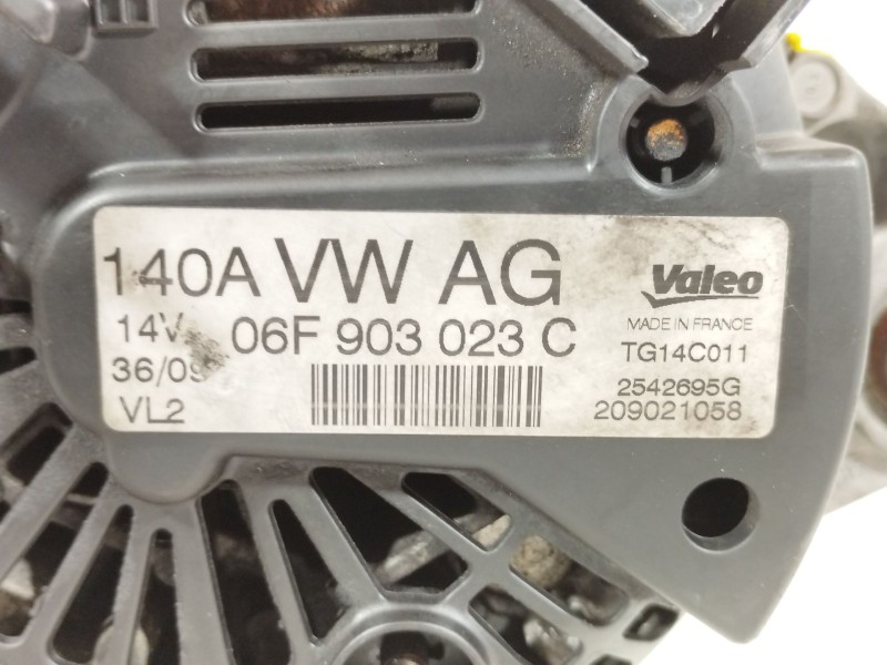 Recambio de alternador para seat leon (1p1) 2.0 tdi 16v referencia OEM IAM 06F903023C TG14C011 