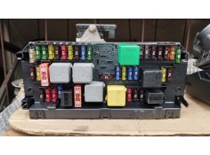 Recambio de caja reles / fusibles para mercedes-benz clase c (w204) c 220 cdi (204.002) referencia OEM IAM A2129008007 F005V0105