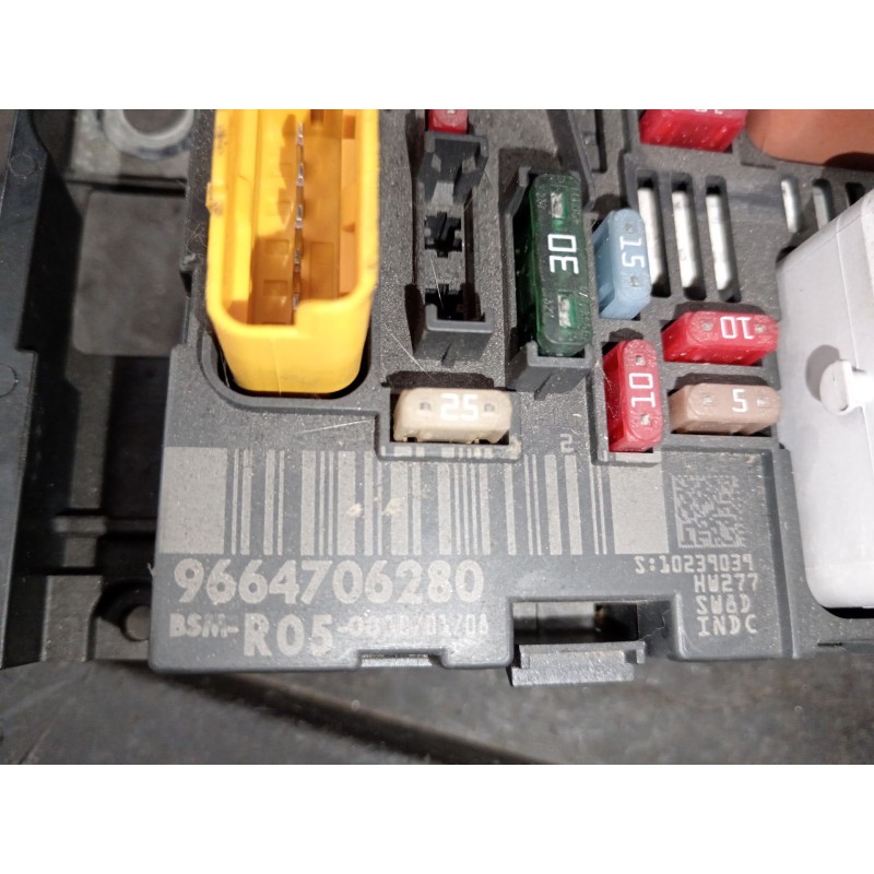 Recambio de caja reles / fusibles para peugeot 308 i (4a_, 4c_) 1.6 hdi referencia OEM IAM 9664706280  