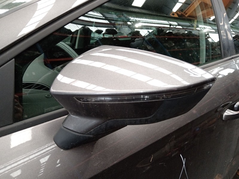 Recambio de retrovisor izquierdo para seat leon st (5f8) 1.6 tdi referencia OEM IAM   