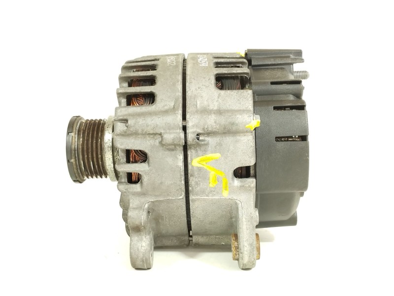 Recambio de alternador para audi a5 sportback (8ta) 2.0 tdi referencia OEM IAM 04L903017A FGN20S022 