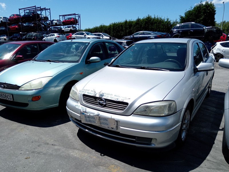 opel astra g hatchback (t98) del año 2000