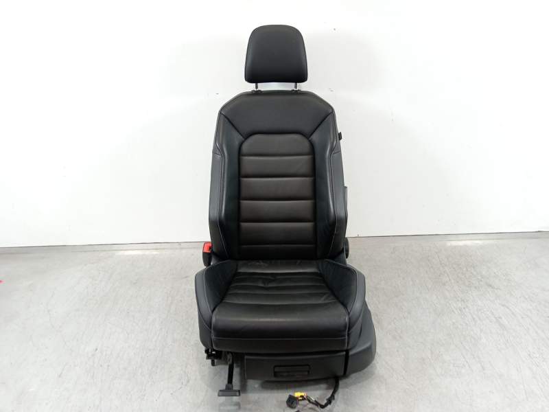 ASIENTO DELANTERO IZQUIERDO 5Q4881105N 