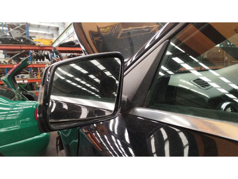 Recambio de retrovisor izquierdo para mercedes-benz clase a (w176) a 200 (176.043) referencia OEM IAM A1768100300  