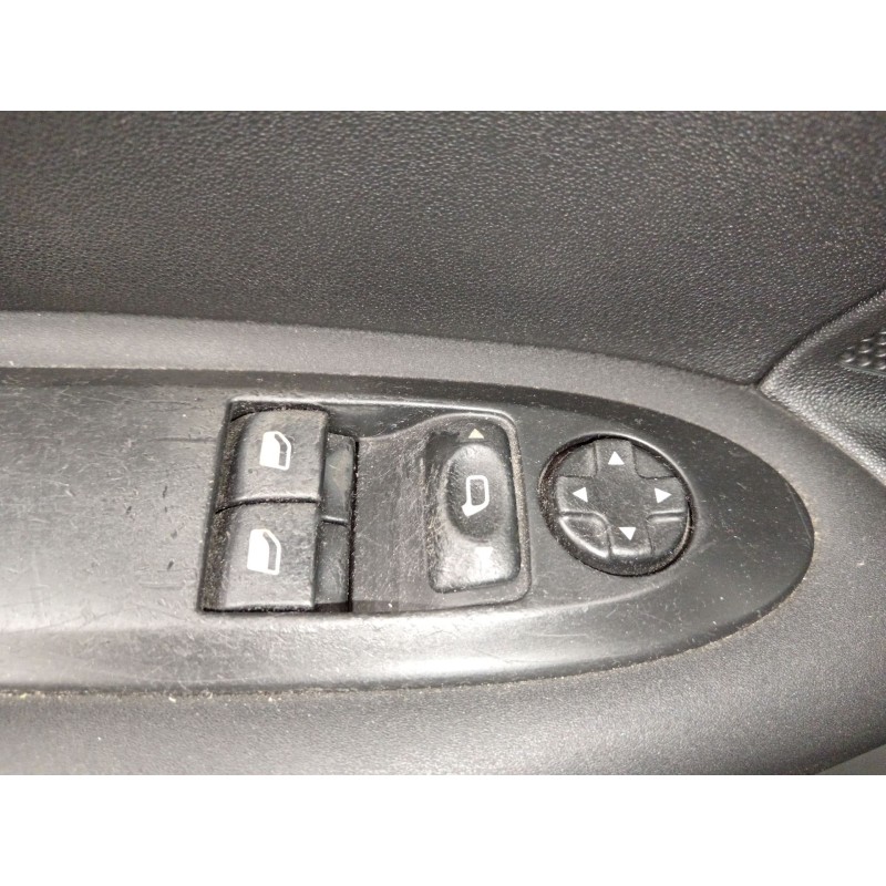 Recambio de mando elevalunas delantero izquierdo para citroën c4 ii (nc_) 1.6 hdi 90 referencia OEM IAM   