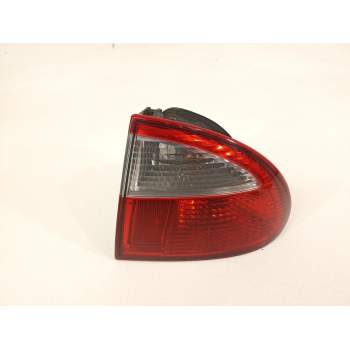 PILOTO TRASERO DERECHO 1M5945112 