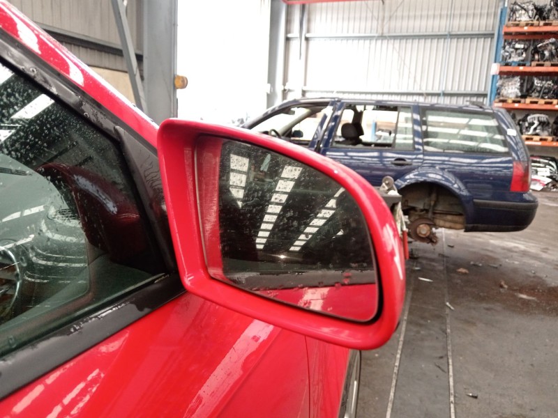 Recambio de retrovisor derecho para audi a3 (8p1) 2.0 tdi 16v referencia OEM IAM   