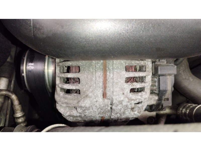 Recambio de alternador para volkswagen golf v (1k1) 1.9 tdi referencia OEM IAM 06F903023F 0124525050 