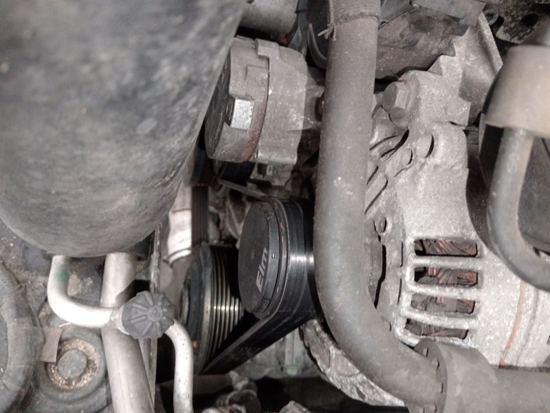 Recambio de alternador para seat leon (1p1) 2.0 tdi 16v referencia OEM IAM 06F903023F  