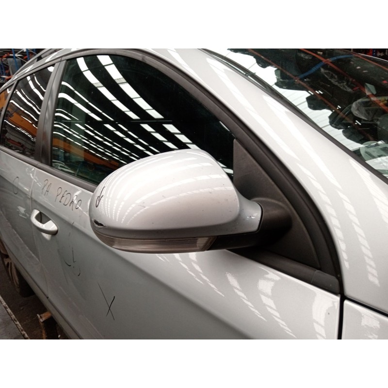 Recambio de retrovisor derecho para volkswagen passat b6 (3c2) 2.0 tdi 16v referencia OEM IAM 3C1857508DM  