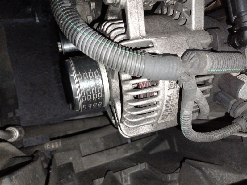 Recambio de alternador para peugeot 208 i (ca_, cc_) 1.2 vti 82 referencia OEM IAM 9806007480 MS1012101721 