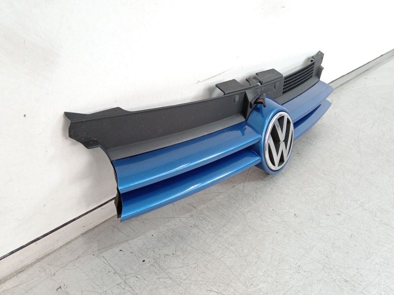 Recambio de rejilla delantera para volkswagen golf iv (1j1) 1.9 tdi referencia OEM IAM 1J0853651F 1J0853655F 1J0853651G