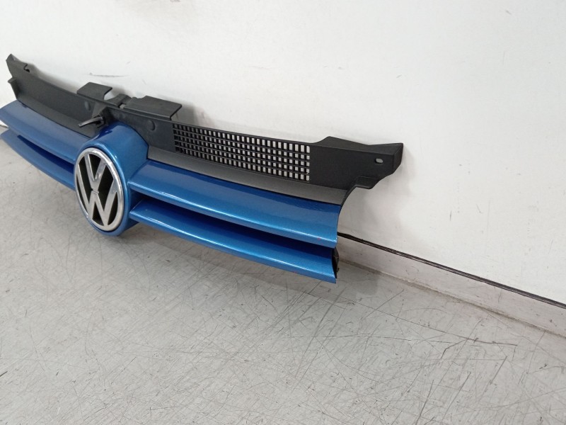 Recambio de rejilla delantera para volkswagen golf iv (1j1) 1.9 tdi referencia OEM IAM 1J0853651F 1J0853655F 1J0853651G
