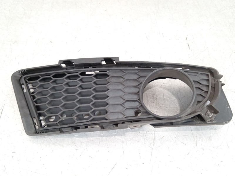 Recambio de rejilla paragolpes derecha para bmw 3 (e90) 320 d referencia OEM IAM 51117892112 15857711 