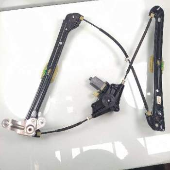 ELEVALUNAS DELANTERO DERECHO 5G4837462H 5Q0959802B 0130822716