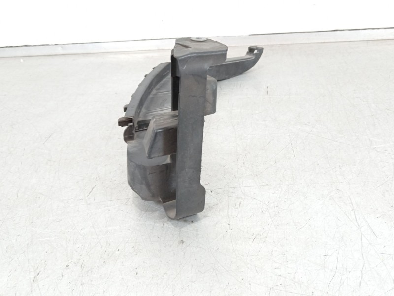 Recambio de soporte faro derecho para audi a3 (8p1) 2.0 tdi 16v referencia OEM IAM 8P0805608  