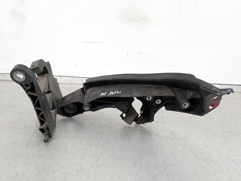 Recambio de soporte faro derecho para audi a4 b8 avant (8k5) 2.0 tdi referencia OEM IAM 8K0805608A  