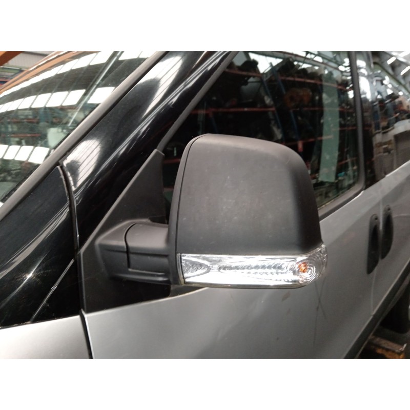 Recambio de retrovisor izquierdo para fiat doblo autobús (263_) 1.3 d multijet (263axc1a) referencia OEM IAM 735528049  