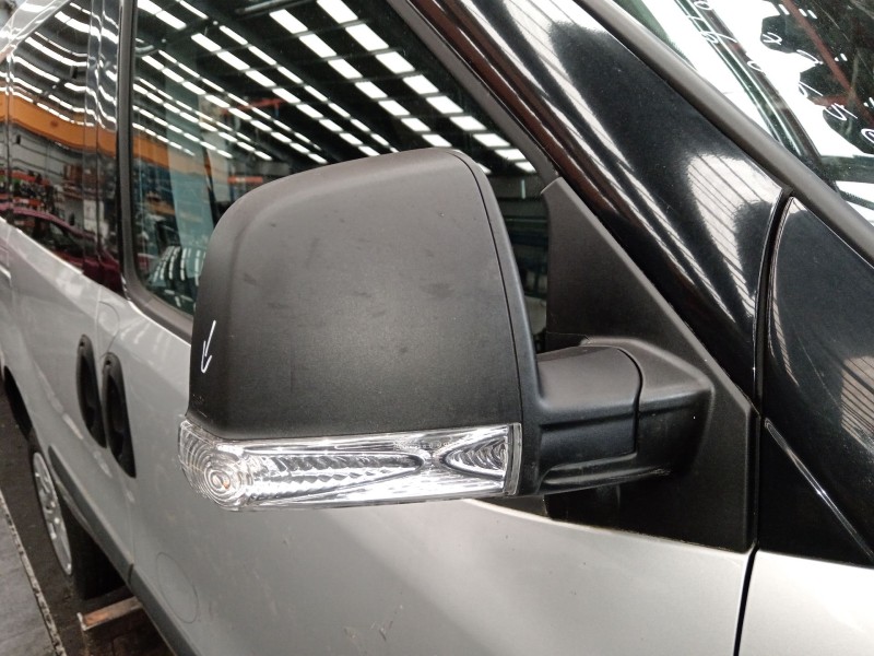 Recambio de retrovisor derecho para fiat doblo autobús (263_) 1.3 d multijet (263axc1a) referencia OEM IAM 735528037  