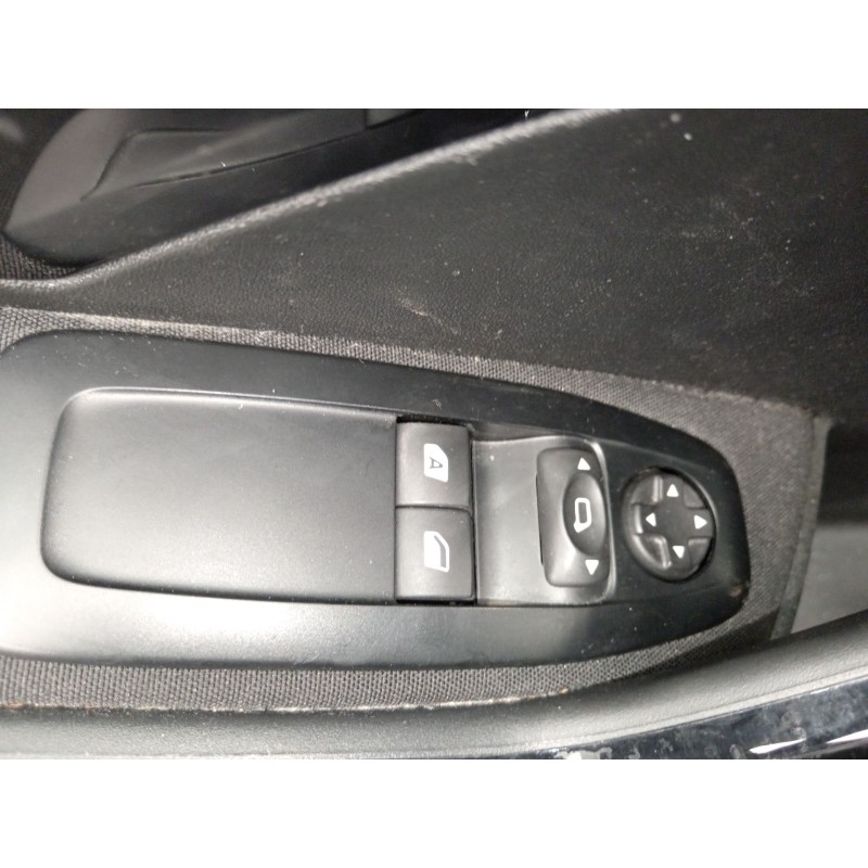 Recambio de mando elevalunas delantero izquierdo para peugeot 208 i (ca_, cc_) 1.2 vti 82 referencia OEM IAM   