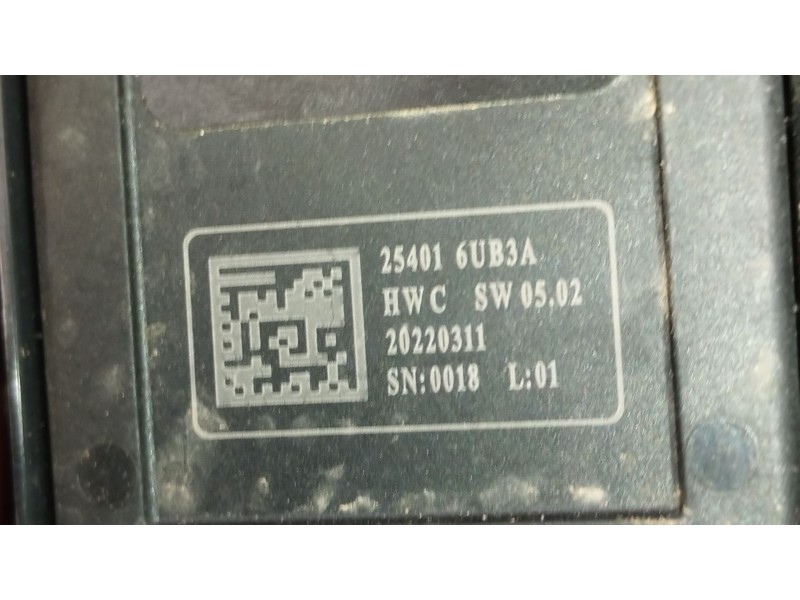 Recambio de mando elevalunas delantero izquierdo para nissan qashqai iii (j12) 1.3 dig-t referencia OEM IAM 254016UB3A  