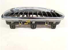 Recambio de rejilla delantera para bmw 1 (e81) 116 i referencia OEM IAM 51137166439 51137179655 22405910 2
