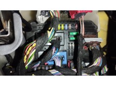 Recambio de caja reles / fusibles para opel crossland x / crossland (p17, p2qo) 1.5 turbo d (75) referencia OEM IAM 9832880280  