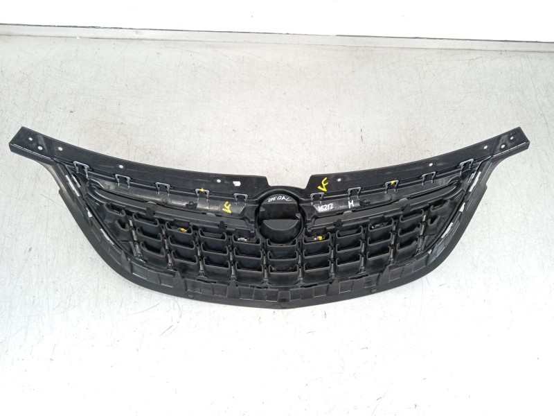 Recambio de rejilla delantera para opel zafira tourer c (p12) 1.4 (75) referencia OEM IAM 13300698 341601492 