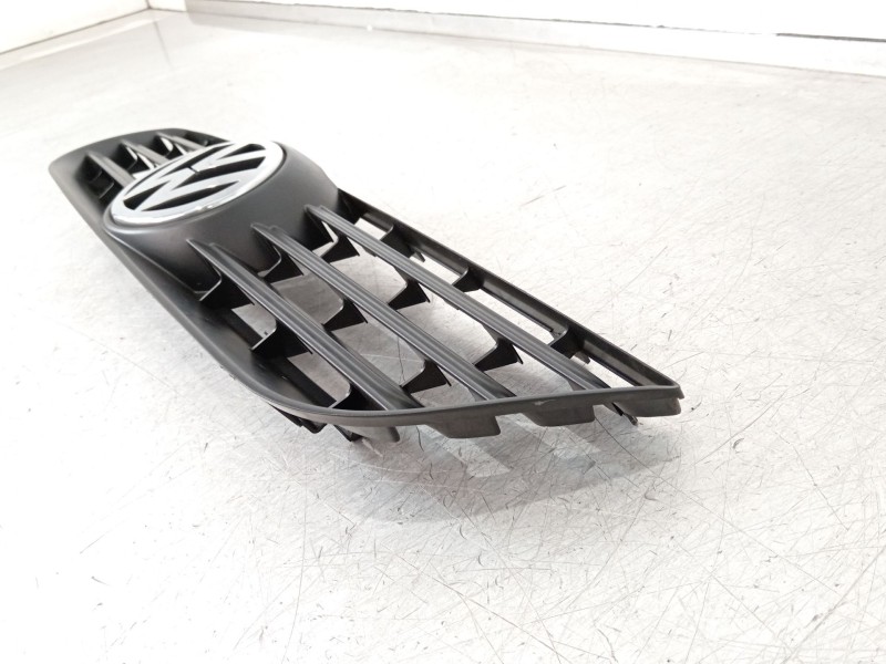 Recambio de rejilla delantera para volkswagen polo iv (9n_, 9a_) 1.4 tdi referencia OEM IAM 6Q0853653E 1T0853601A 