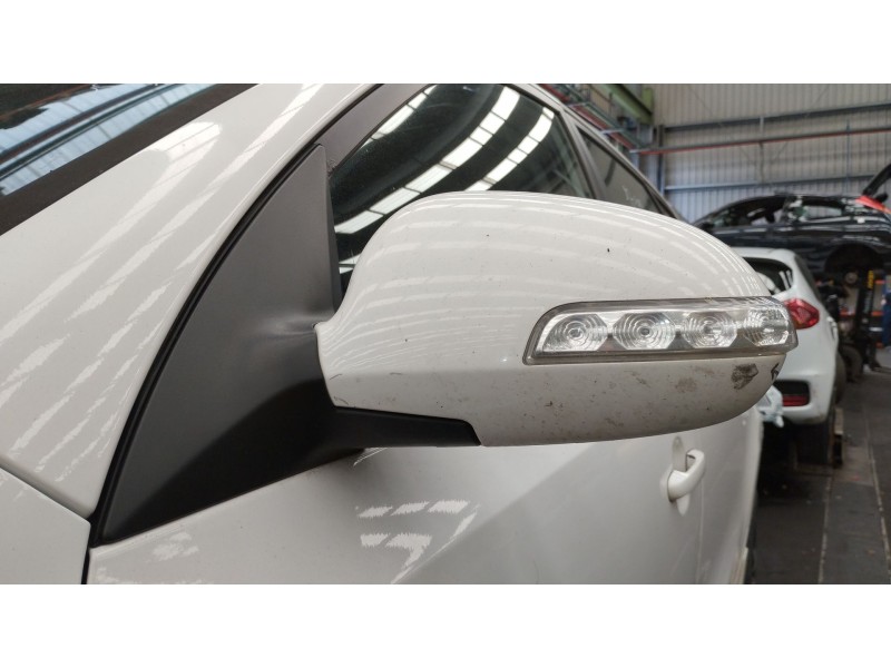 Recambio de retrovisor izquierdo para hyundai i30 (gd) 1.6 crdi referencia OEM IAM 876102R630  