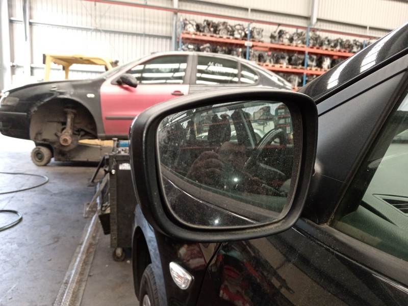 Recambio de retrovisor izquierdo para hyundai i30 (gd) 1.4 crdi referencia OEM IAM   