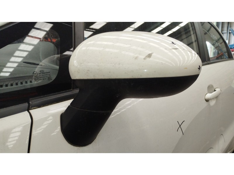 Recambio de retrovisor izquierdo para kia rio iii (ub) 1.2 cvvt referencia OEM IAM 876101W311  