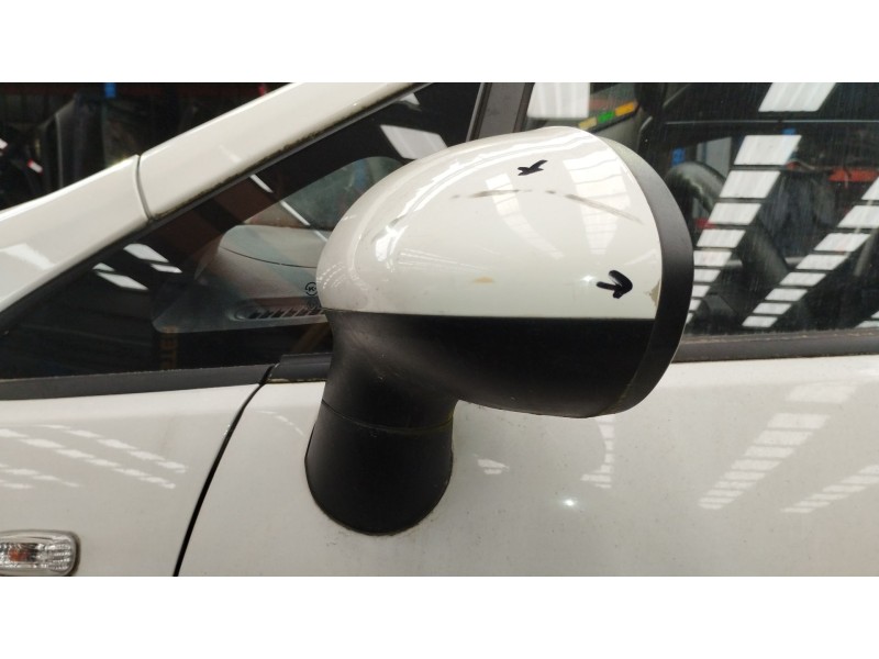Recambio de retrovisor izquierdo para kia rio iii (ub) 1.2 cvvt referencia OEM IAM 876101W311  