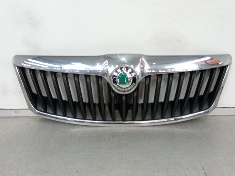 Recambio de rejilla delantera para skoda octavia ii (1z3) 1.6 tdi referencia OEM IAM 1Z0853651C 1Z0853661A 