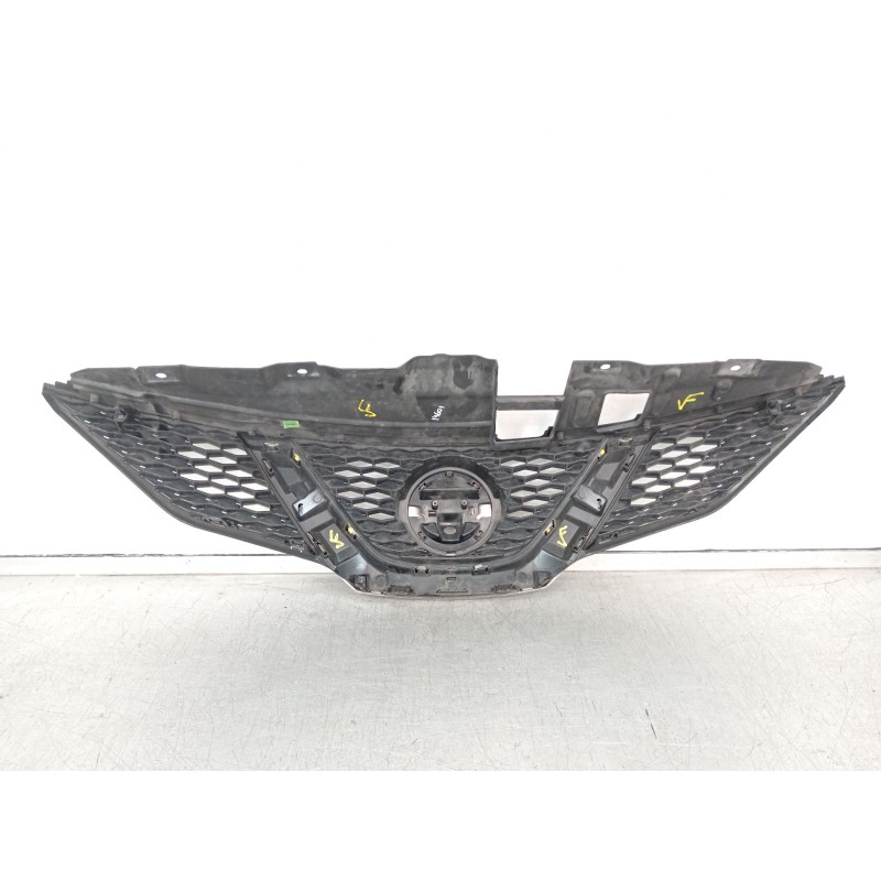 Recambio de rejilla delantera para nissan qashqai ii (j11, j11_) 1.5 dci referencia OEM IAM 623124EA0D 623104EA1D 623104EM1D