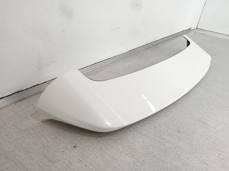 Recambio de aleron trasero para toyota rav 4 iv (_a4_) 2.5 hybrid (ava42_) referencia OEM IAM 7608542130  