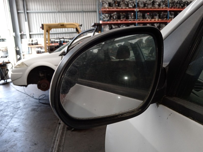 Recambio de retrovisor izquierdo para hyundai i30 (fd) 1.6 crdi referencia OEM IAM   