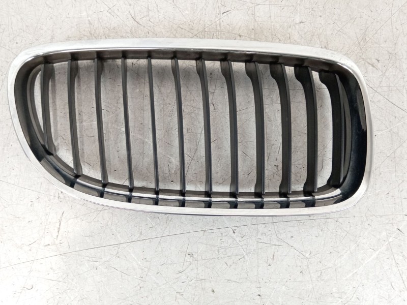 Recambio de rejilla delantera para bmw 3 (e90) 320 d referencia OEM IAM 51137201968 22405910 