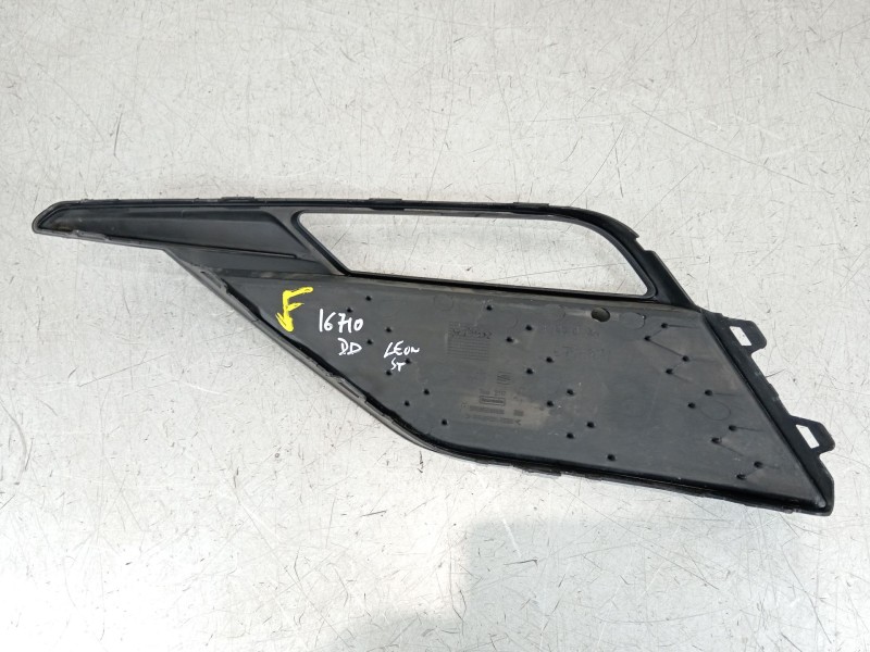 Recambio de rejilla paragolpes derecha para seat leon st (5f8) 1.5 tsi referencia OEM IAM 5F0853666H  
