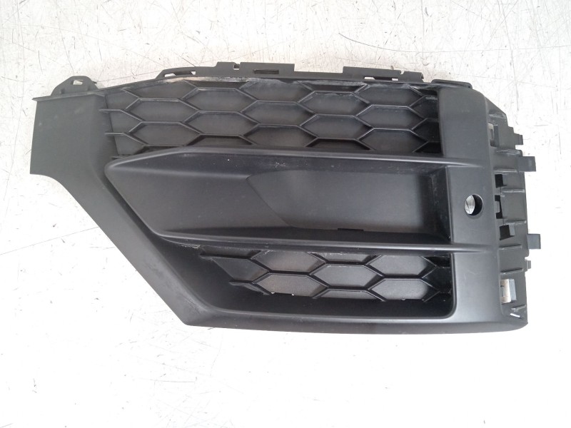 Recambio de rejilla paragolpes derecha para audi q2 (gab, gag) 35 tfsi referencia OEM IAM 81A807682L 81A807152A 