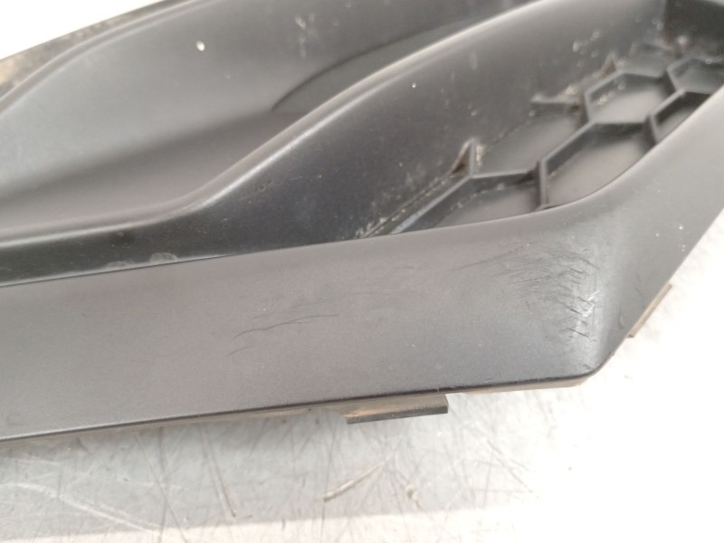 Recambio de rejilla paragolpes derecha para audi q2 (gab, gag) 35 tfsi referencia OEM IAM 81A807682L 81A807152A 
