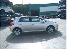 toyota auris (_e15_) del año 2007