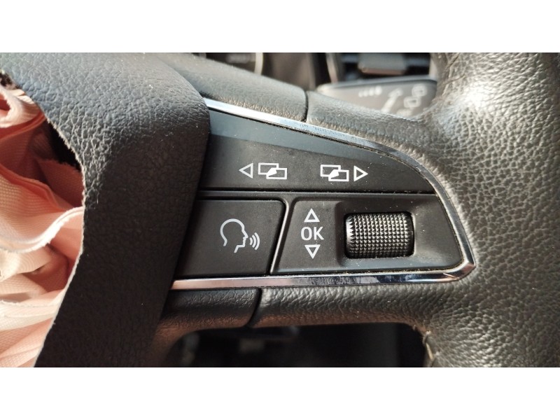 Recambio de volante para seat leon sc (5f5) style referencia OEM IAM 5F0419091L 5F0419091LV17 5F0919719B